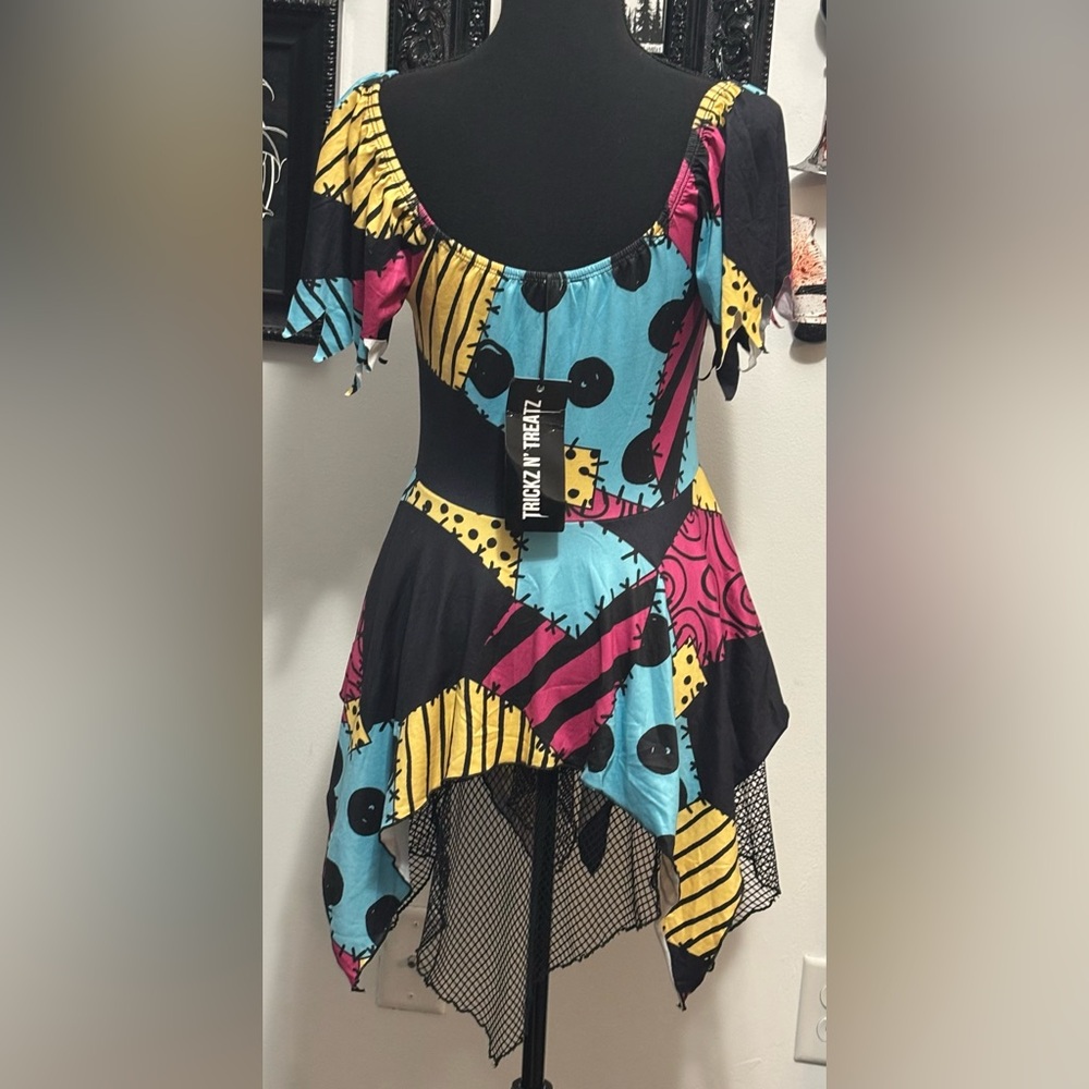 NWT Dolls Kill / Trickz N’ Treatz Sally Nightmare Before Christmas Dress - Picture 2 of 4